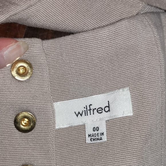 Wilfred Tan Crop Top - Picture 12 of 13